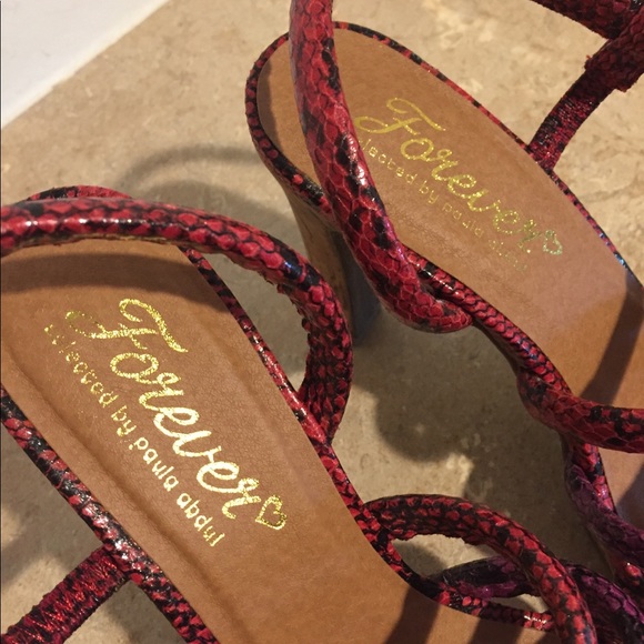 Red Purple Black Shoes Size 7 - Picture 7 of 8